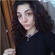 Ragazza diplomata offre ripetizioni in più materie scolastiche